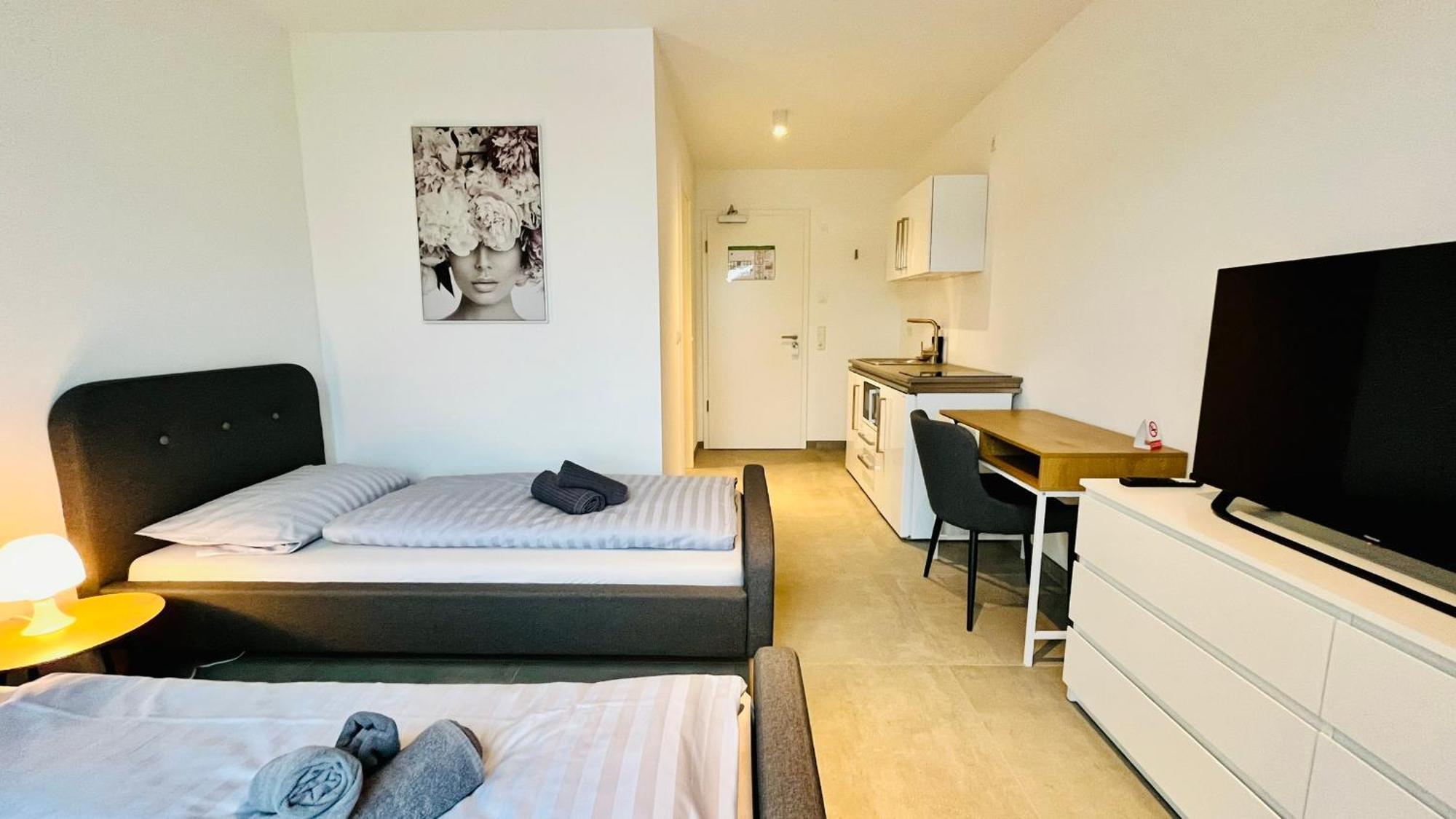 Livingboxx Karlsruhe - Messe I Neuwertige Apartments Mit Kueche Rheinstetten Extérieur photo